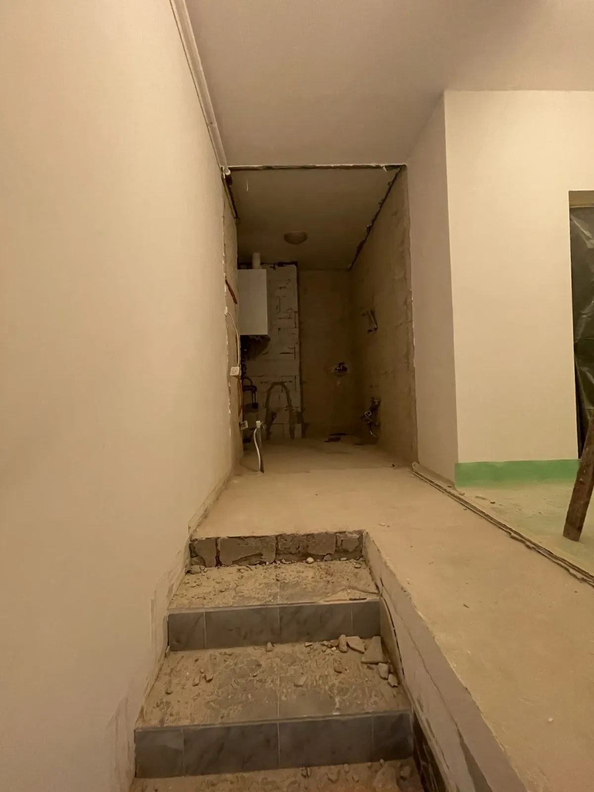 Kopalnica zgoraj – prenova – Dupleks stanovanje Ljubljana